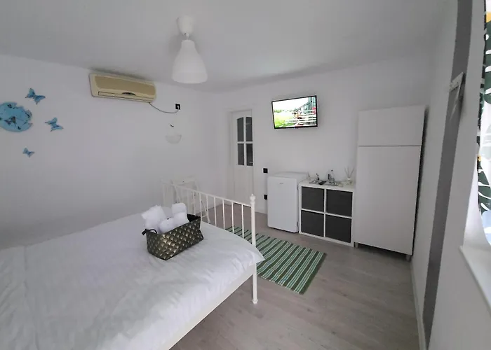 Πανσιόν Casa Melisa 4*